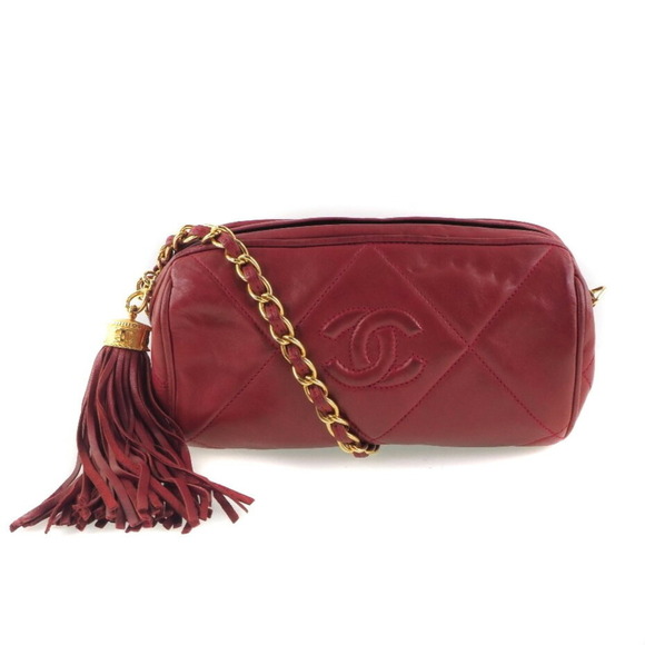 CHANEL Red Lambskin Leather Shoulder Bag - Picture 1 of 11